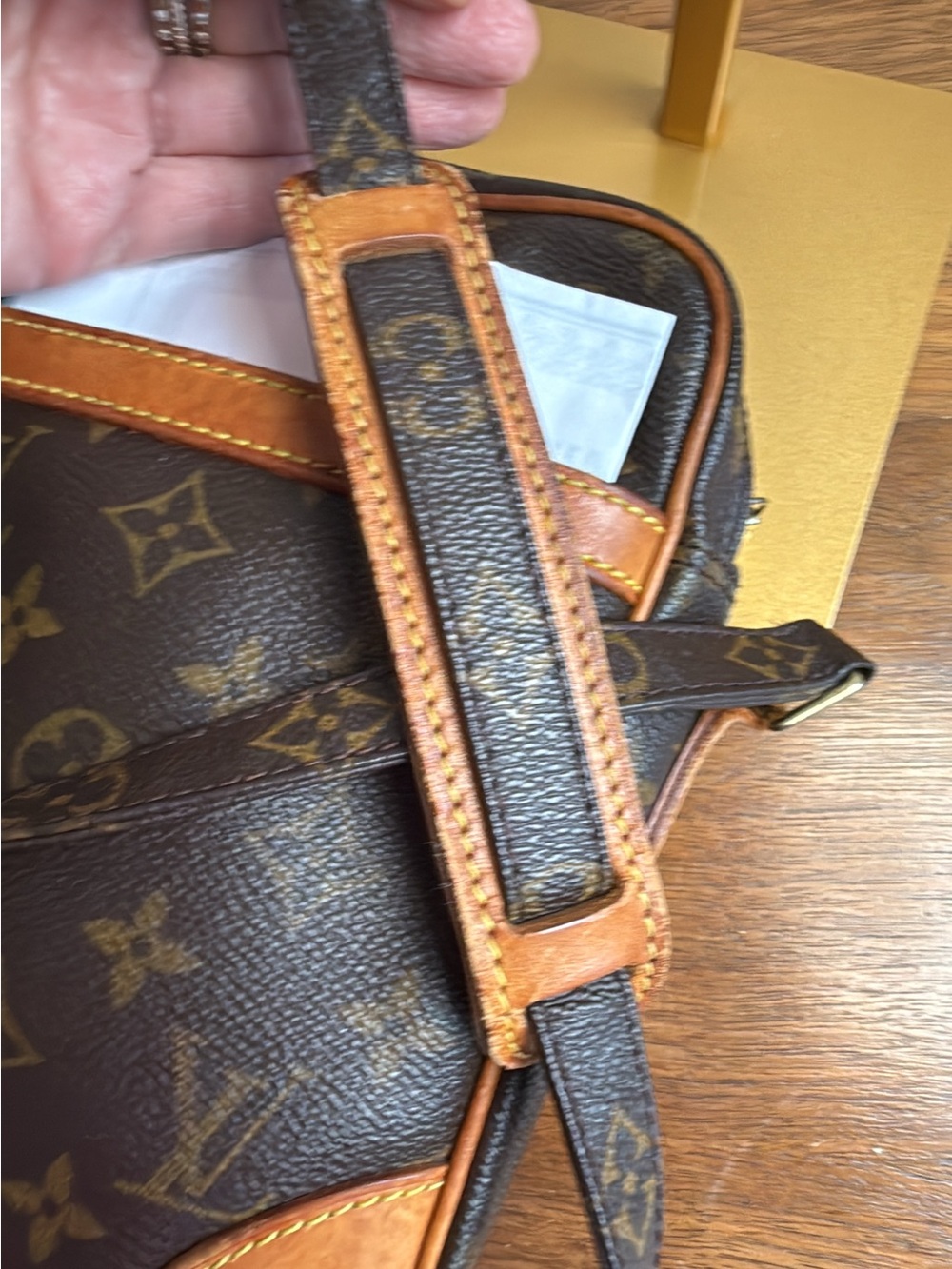 Louis Vuitton Monogram canvas Danube Crossbody Bag Vintage and authenticated - Picture 15 of 17